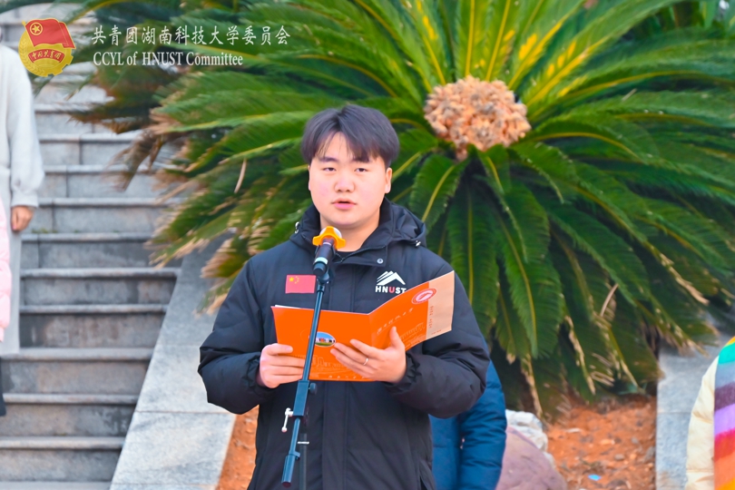 校团委学生第二副书记高文卓发言.jpg