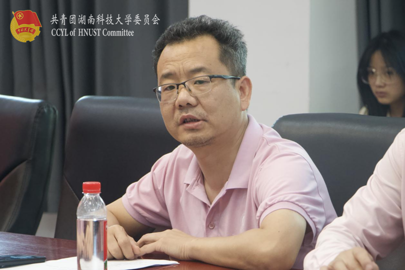 商学院党委副书记王鹤讲话.png