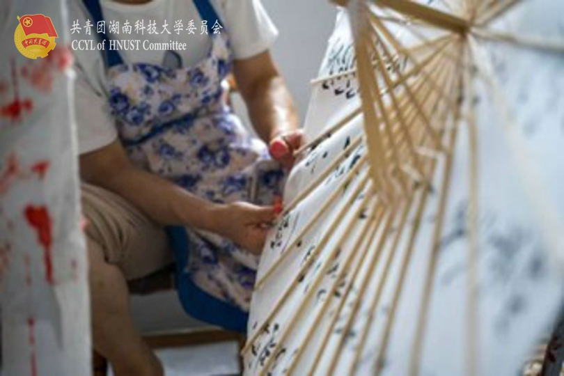 石鼓油纸伞制作过程.jpg