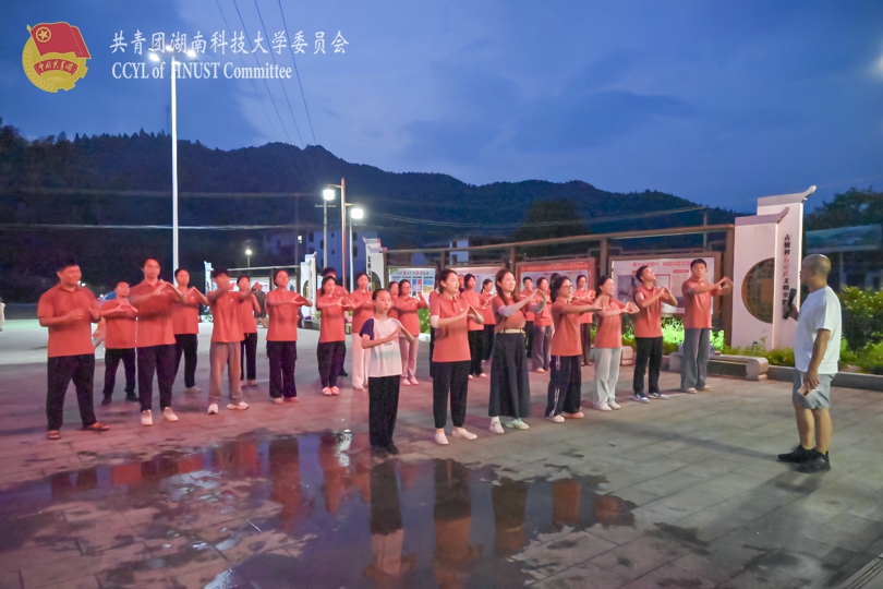 我和我的祖国.jpg