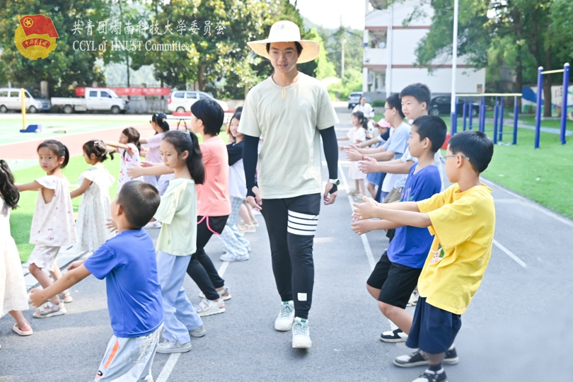 武术课教学.jpg