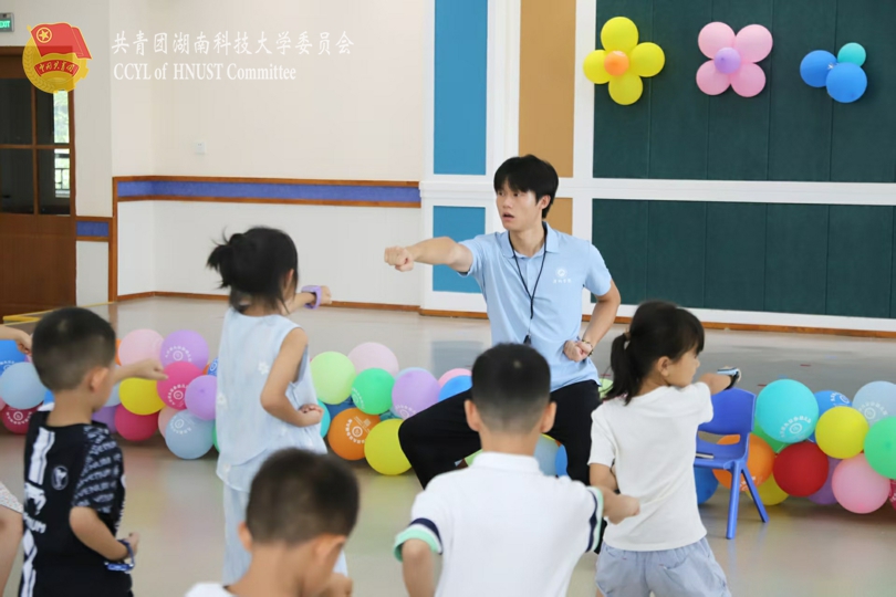刘示范武术动作.jpg