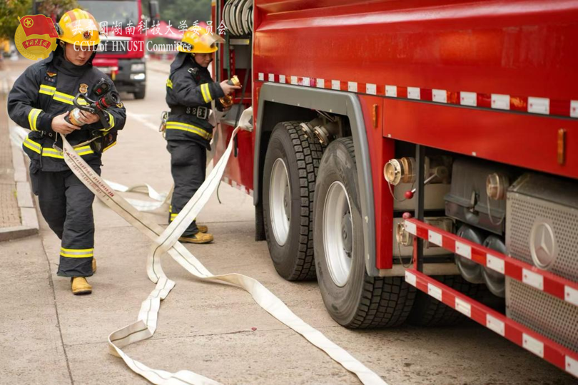 28f129411d1c411d839200d9d7e4b334.png 图片 3_8.png