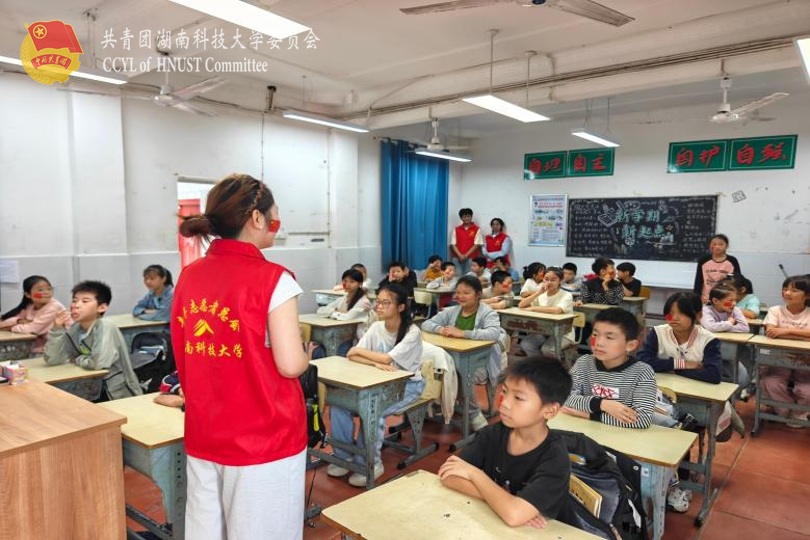 孩子们积极分享观点.png