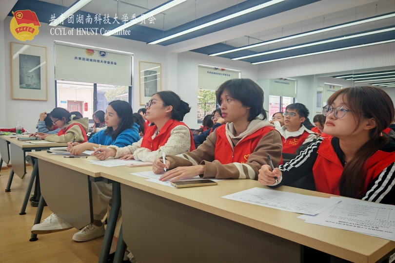 8f120960dce04c0ab2264b7fc5ac5211.jpg 敬老爱幼评委给分.jpg