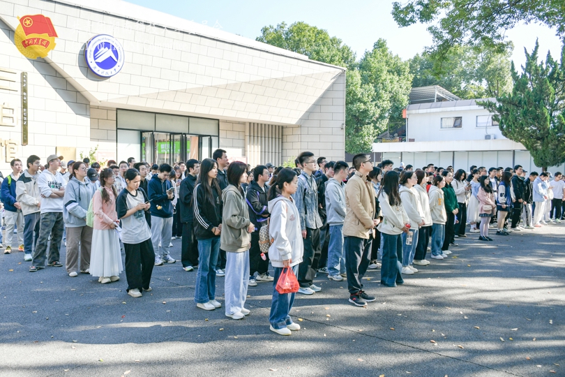 8f5cd6492b3a421cb850f41b8bda2954.jpg 全景.jpg