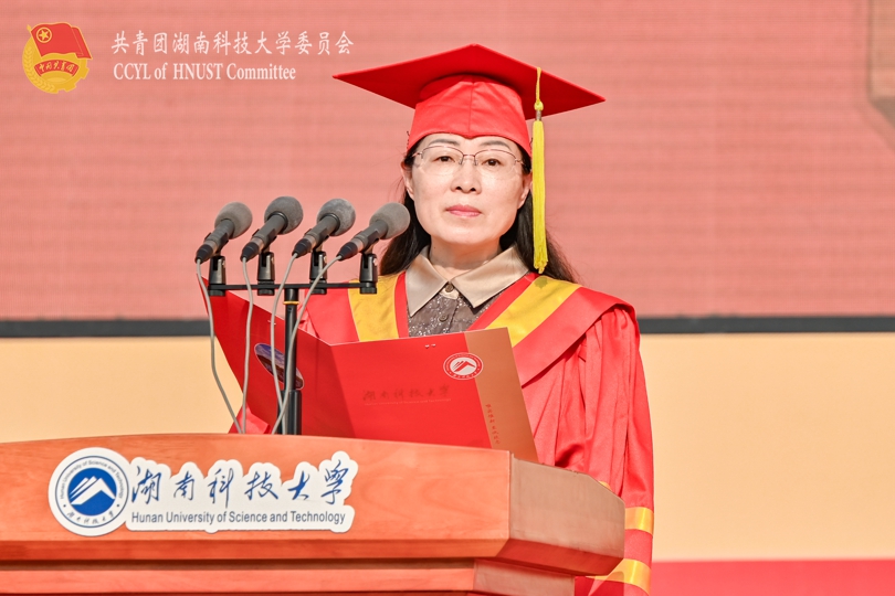 a87a6da2c09e42e5a6325b45ce5ed630.jpg 谢慧.jpg
