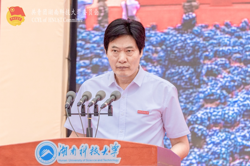 15ffdc5b0fc54f4ea79dd247fb1fad3b.jpg 副校长赵前程致辞.jpg