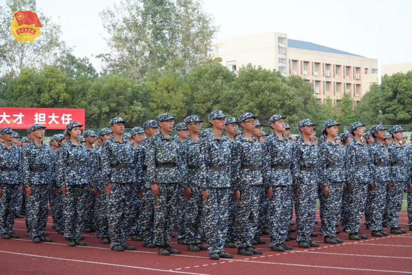 e25ac218d93a43f28671fae26cc842d8.png 方阵队评比准备现场.png